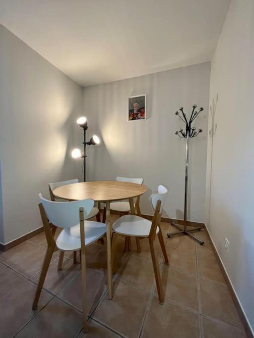 Superbe Appartement - Dabnb Limoges Kültér fotó
